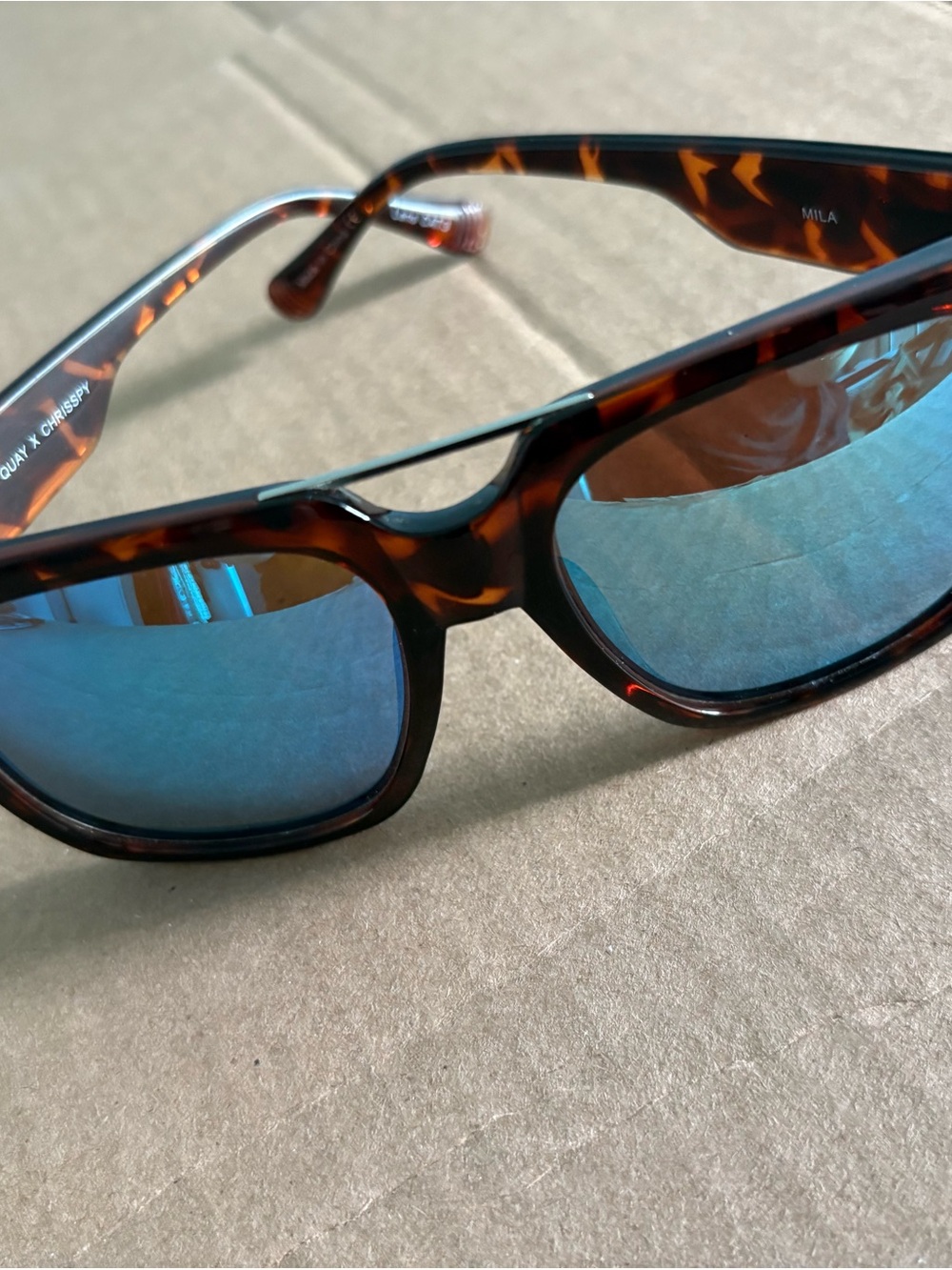 Chrisspy x Quay Mila Tortoise Frame Blue Mirror Lens Sunglasses - Picture 4 of 8